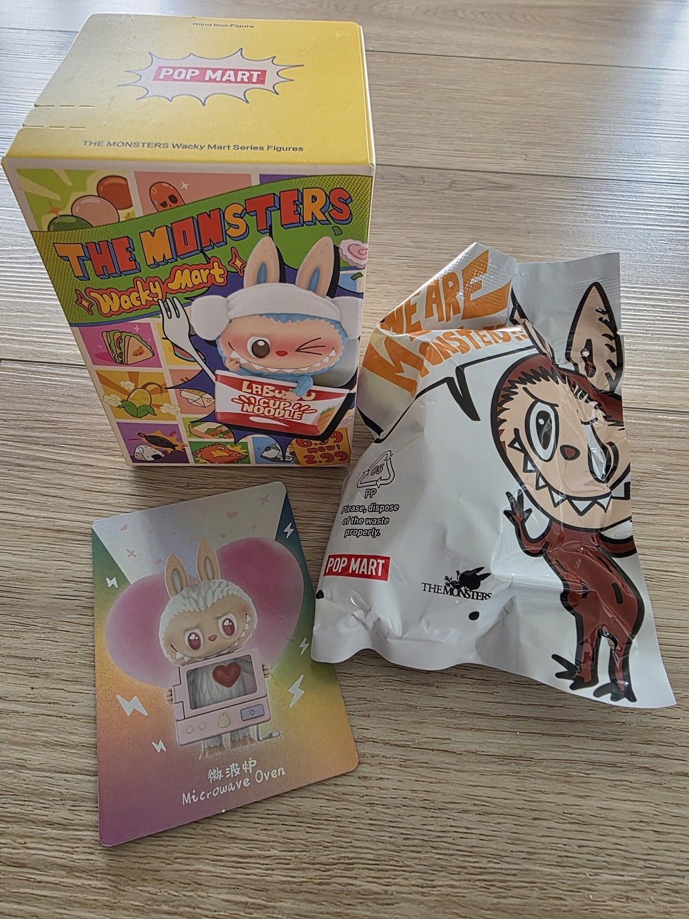 NWT Pop Mart The Monsters Wacky Mart SECRET Microwave Oven Figure